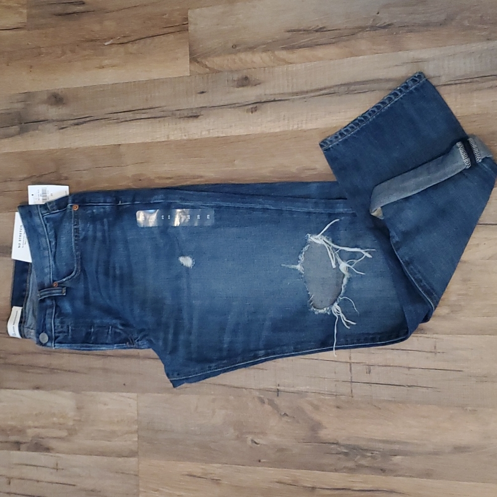 Gap Distressed Relaxed Boyfriend Jean